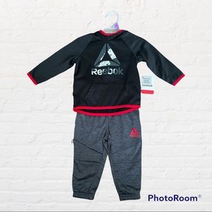Reebok boys 2 piece set in size 12 months
